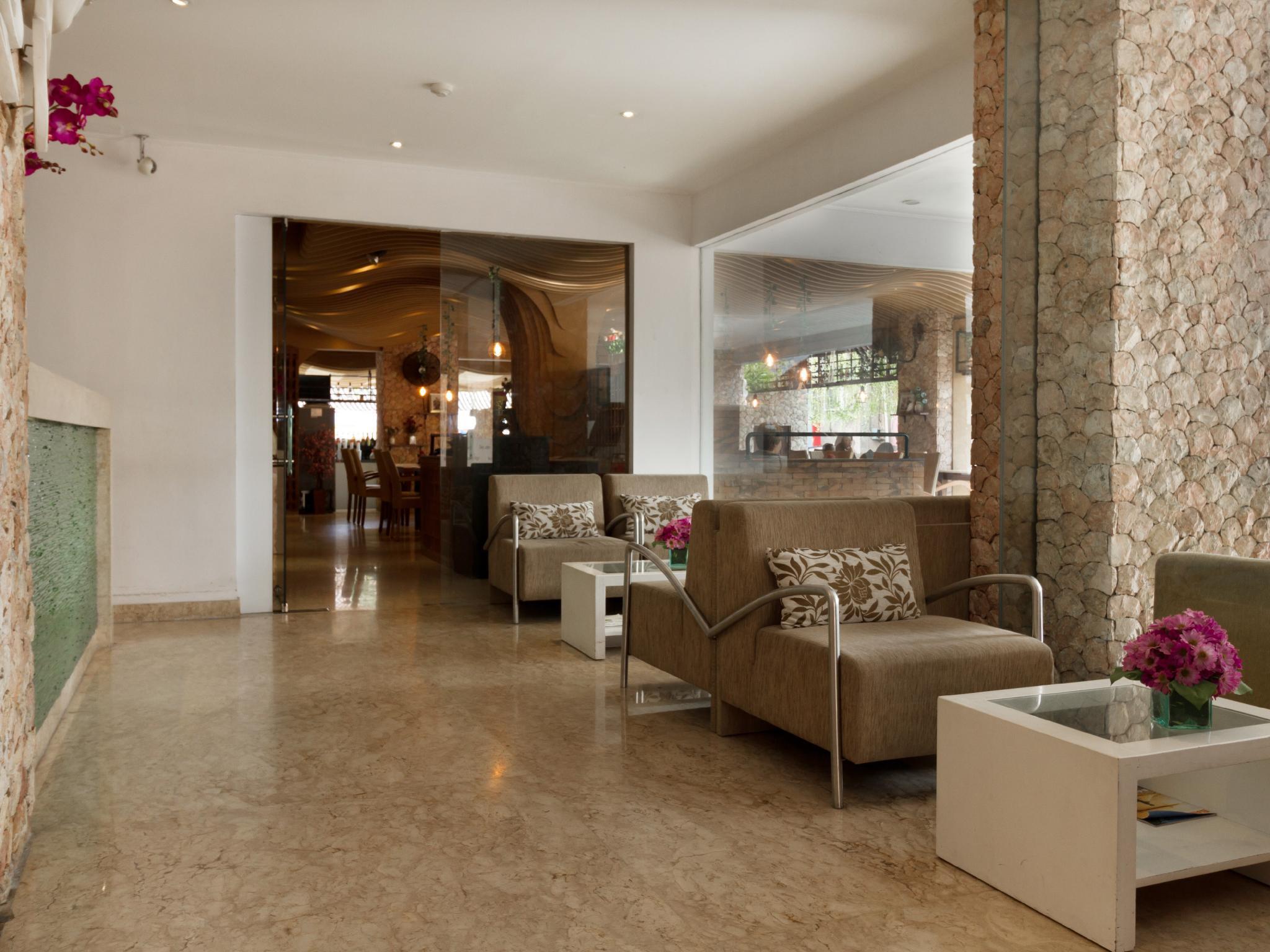 Kuta Angel Hotel - Luxurious Living エクステリア 写真