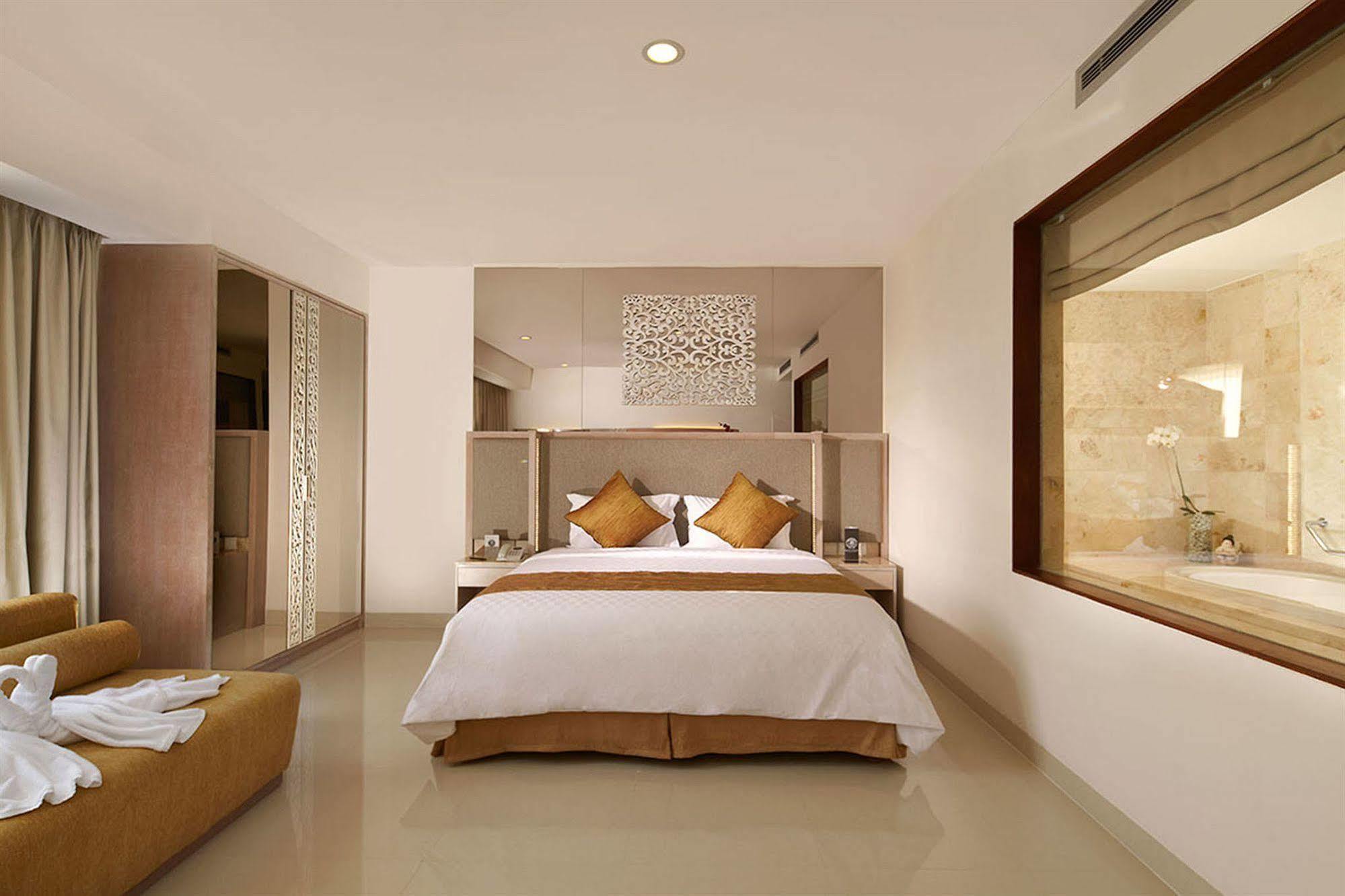 Kuta Angel Hotel - Luxurious Living エクステリア 写真