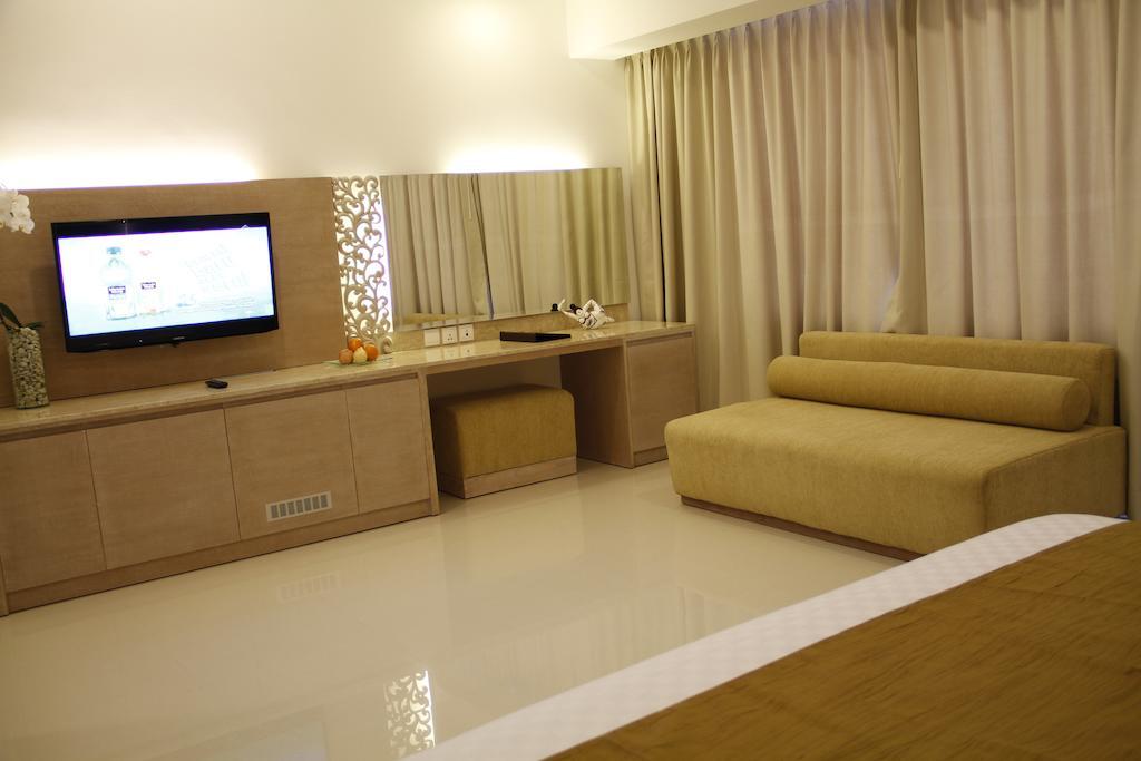 Kuta Angel Hotel - Luxurious Living エクステリア 写真