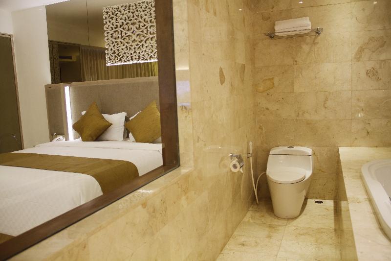 Kuta Angel Hotel - Luxurious Living エクステリア 写真
